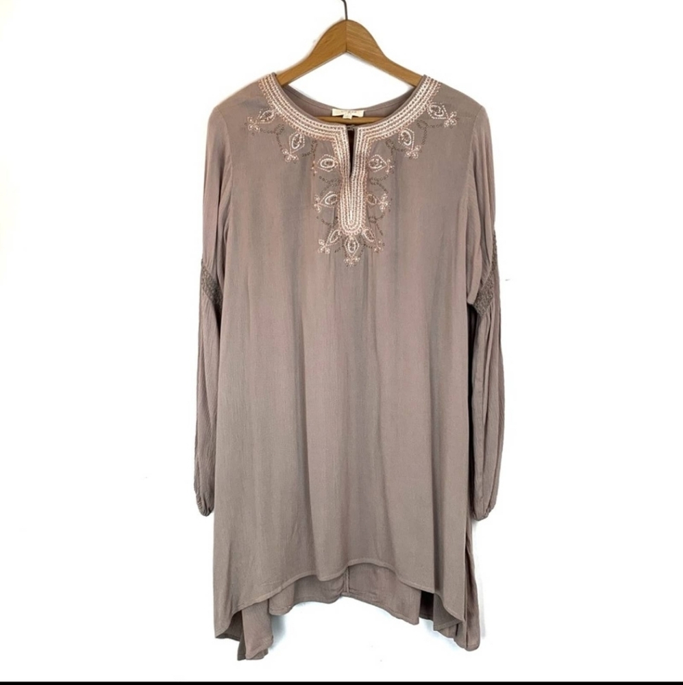 NWOT Umgee Embroidered Tunic Dress